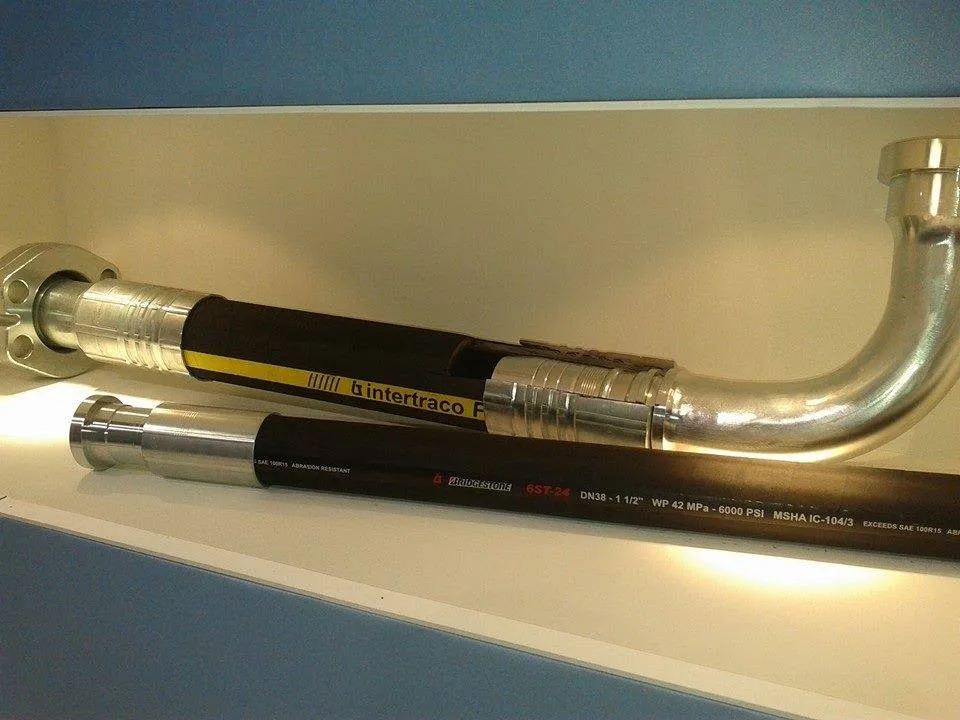 La fotografia mostra un raccordo della serie FlexIT di marca Intertraco.